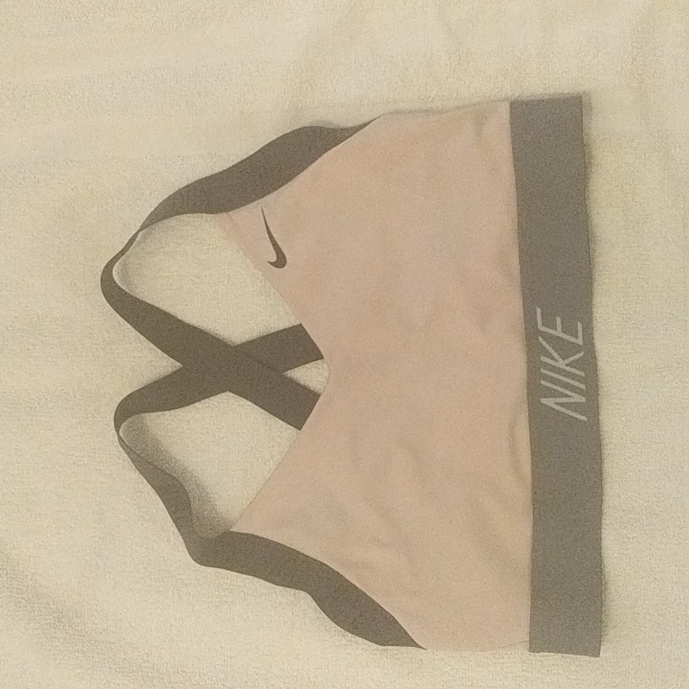 Nike DRI Fit sports bra size medium